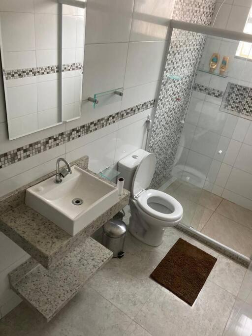 Casa Com Piscina, Grande E Espacosa No Condominio Dos Passaros Кабу-Фриу Экстерьер фото